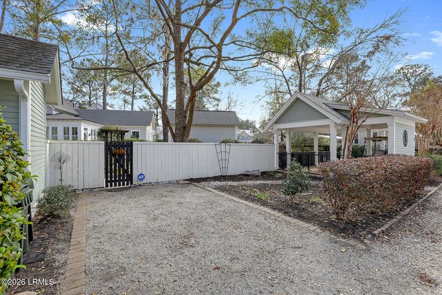 8 St Phillips Boulevard, Beaufort, SC 29906