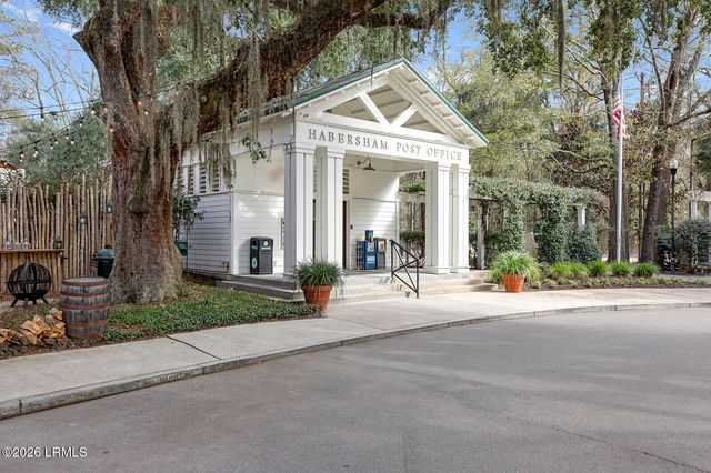 8 St Phillips Boulevard, Beaufort, SC 29906