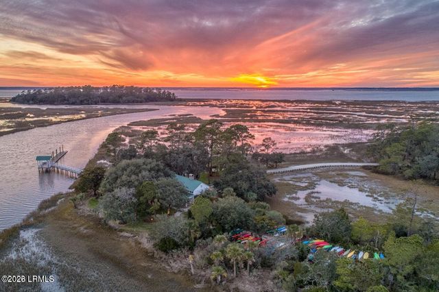 8 St Phillips Boulevard, Beaufort, SC 29906