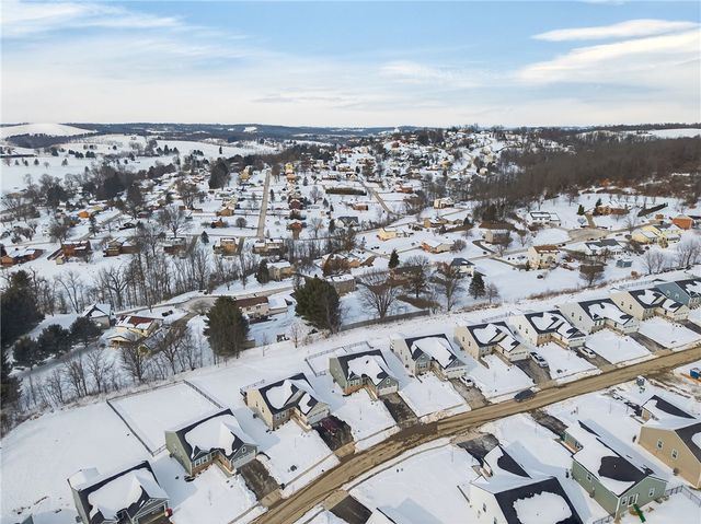 105 Horseshoe Loop, South Franklin, PA 15301