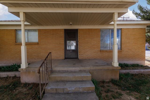 97 S 100 E, Redmond, UT 84652