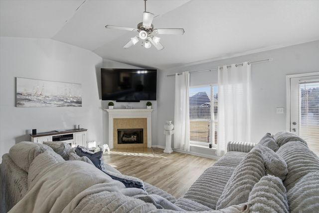 10430 Oakchase Dr, Denham Springs, LA 70706