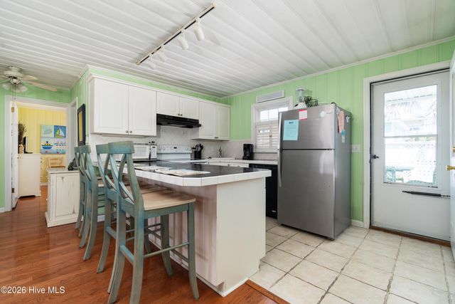 401 E Atlantic Boulevard, Atlantic Beach, NC 28512