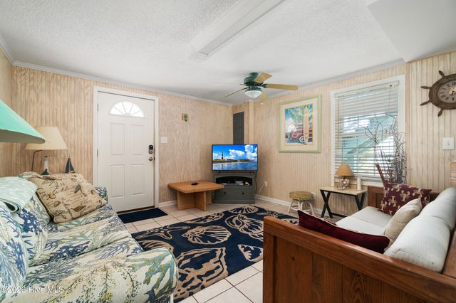 401 E Atlantic Boulevard, Atlantic Beach, NC 28512