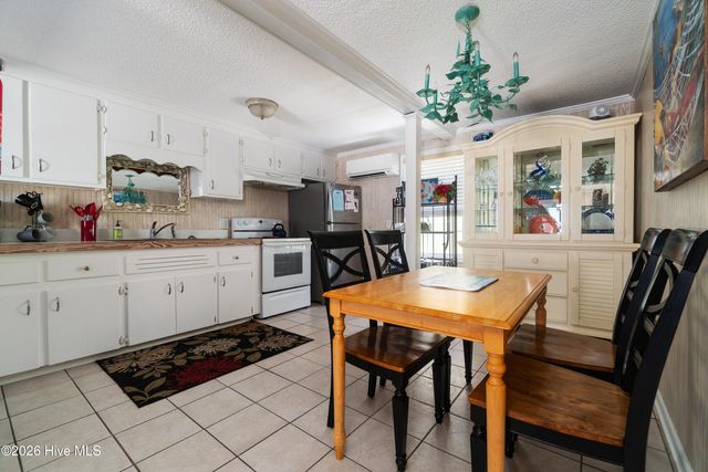 401 E Atlantic Boulevard, Atlantic Beach, NC 28512