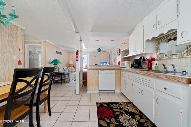 401 E Atlantic Boulevard, Atlantic Beach, NC 28512