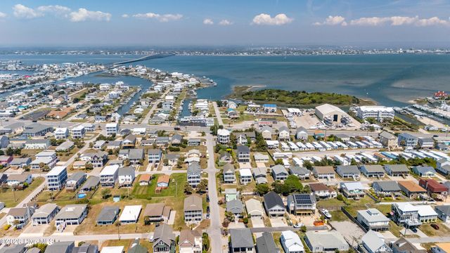 401 E Atlantic Boulevard, Atlantic Beach, NC 28512