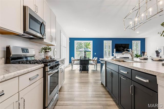 905 Upland Court, O'fallon, MO 63368
