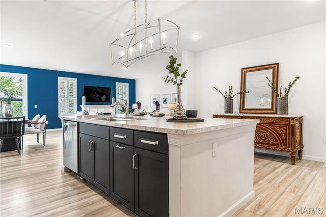 905 Upland Court, O'fallon, MO 63368