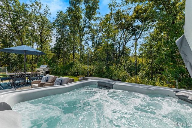 905 Upland Court, O'fallon, MO 63368