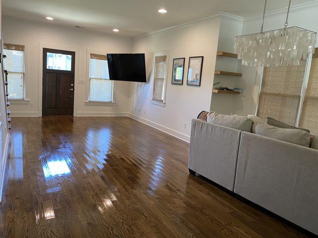 347 Sylvan Park Ln, Nashville, TN 37209