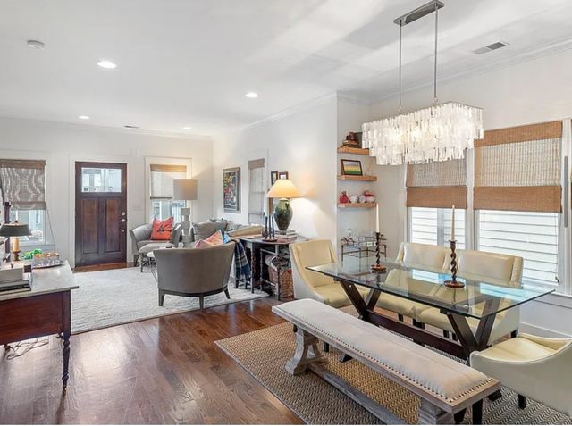 347 Sylvan Park Ln, Nashville, TN 37209