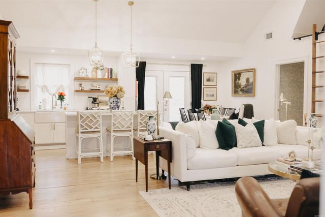 5812 N Locust St, North Little Rock, AR 72116