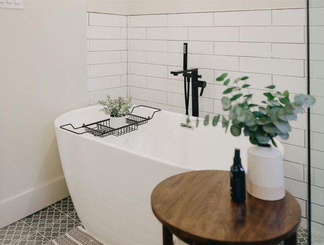 5812 N Locust St, North Little Rock, AR 72116