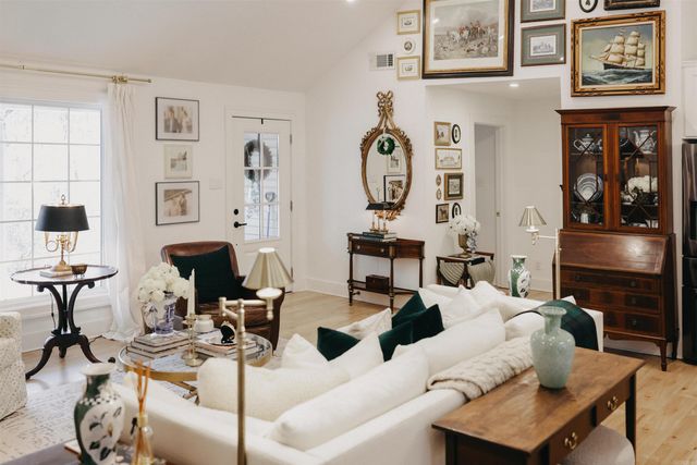 5812 N Locust St, North Little Rock, AR 72116