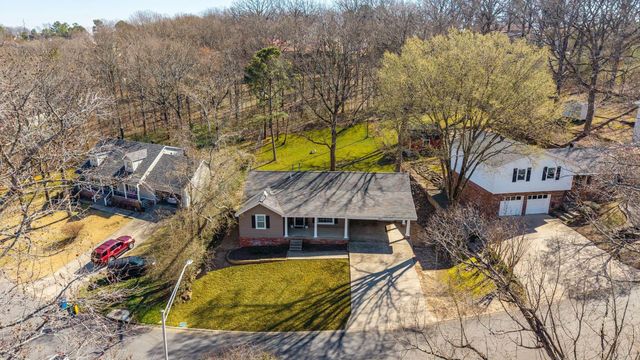 5812 N Locust St, North Little Rock, AR 72116