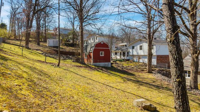 5812 N Locust St, North Little Rock, AR 72116