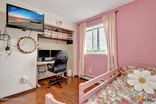2440 W 88th Avenue, Anchorage, AK 99502