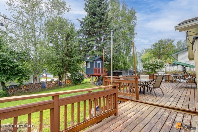 2440 W 88th Avenue, Anchorage, AK 99502