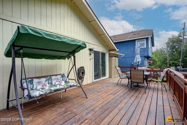 2440 W 88th Avenue, Anchorage, AK 99502