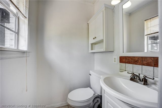 809 Canterbury Drive, Alma, AR 72921