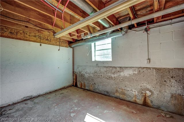 809 Canterbury Drive, Alma, AR 72921