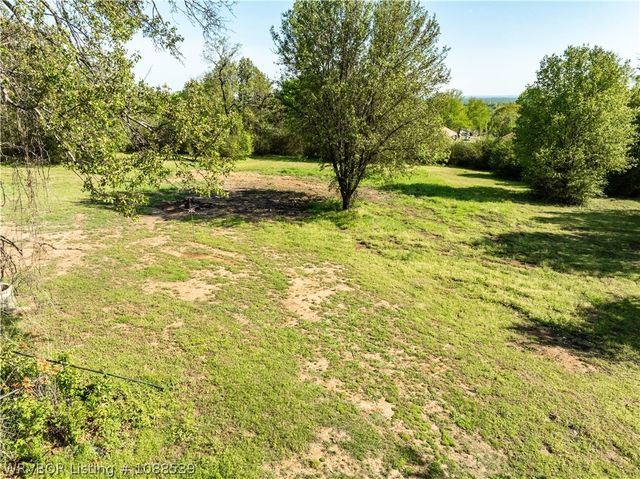 809 Canterbury Drive, Alma, AR 72921