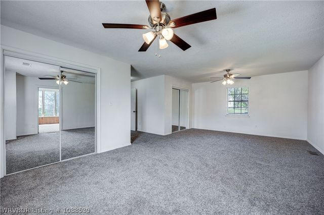 809 Canterbury Drive, Alma, AR 72921