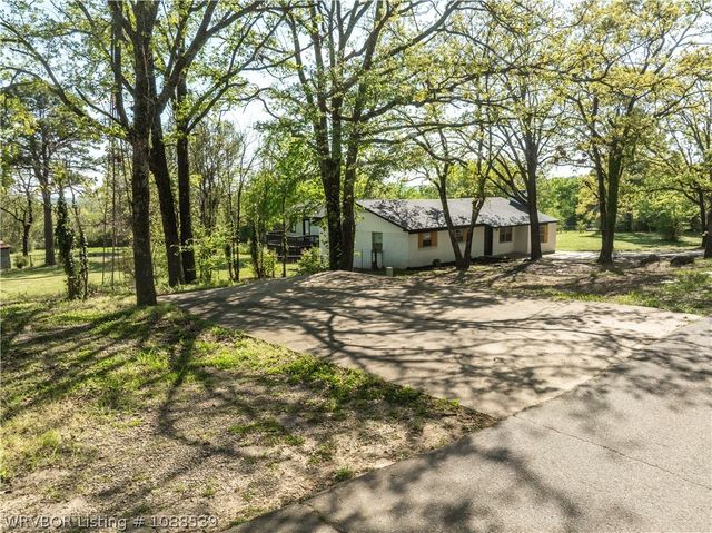 809 Canterbury Drive, Alma, AR 72921