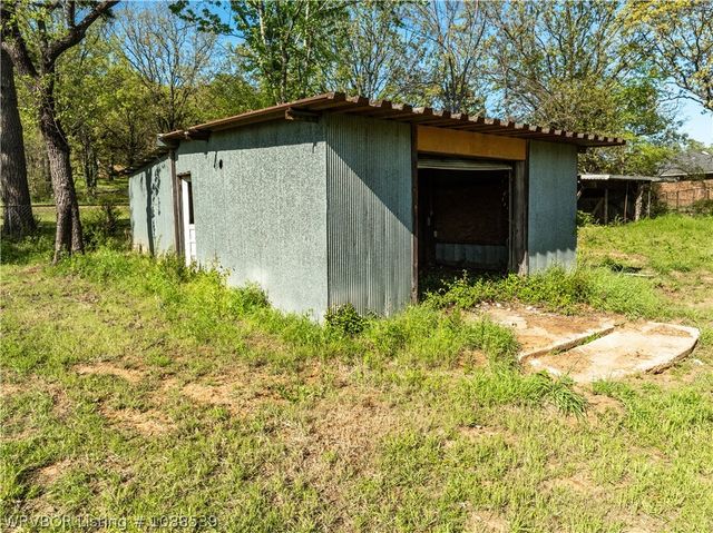 809 Canterbury Drive, Alma, AR 72921