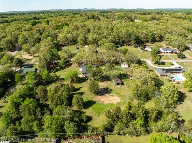 809 Canterbury Drive, Alma, AR 72921
