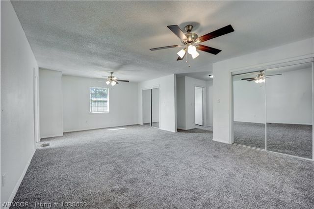 809 Canterbury Drive, Alma, AR 72921