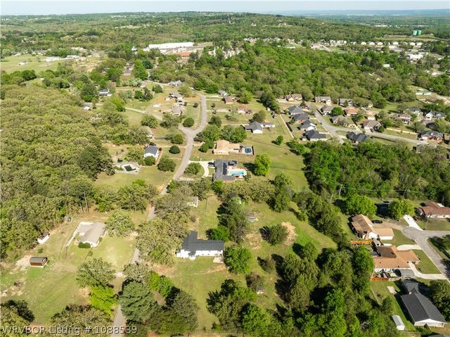809 Canterbury Drive, Alma, AR 72921