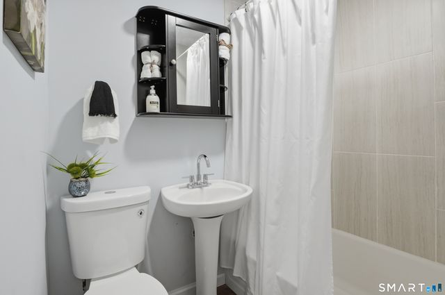 101 Ridgefield Street, Meriden, CT 06450