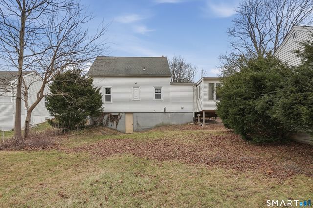 101 Ridgefield Street, Meriden, CT 06450