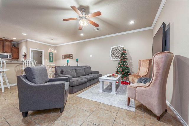 3630 Kenyon Drive, College Station, TX 77845