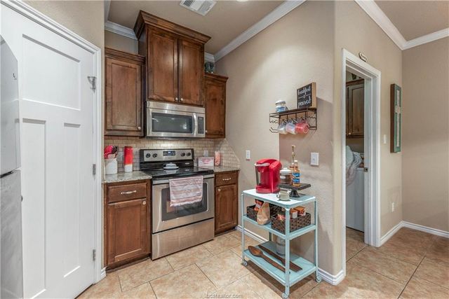 3630 Kenyon Drive, College Station, TX 77845