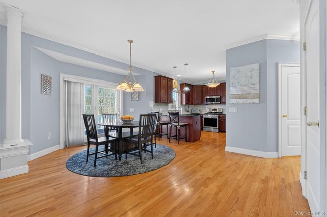 44 Harrisons Trail, Hopewell Junction, NY 12533