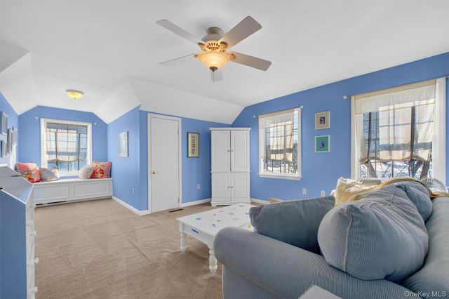 44 Harrisons Trail, Hopewell Junction, NY 12533