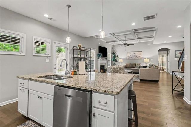 29 Marvin Gardens, Sharpsburg, GA 30277
