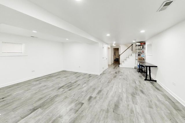 3429 N KILDARE Avenue, Chicago, IL 60641