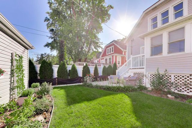3429 N KILDARE Avenue, Chicago, IL 60641