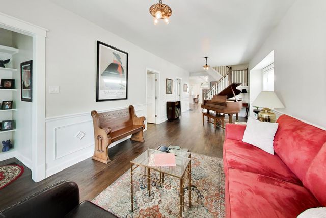 3429 N KILDARE Avenue, Chicago, IL 60641