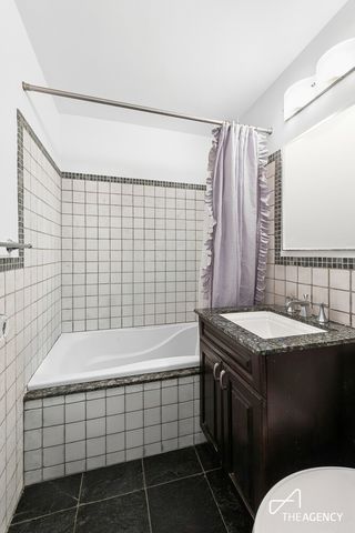 150 W End Ave Apt 19C, New York City, NY 10023