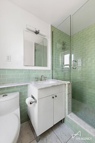 150 W End Ave Apt 19C, New York City, NY 10023