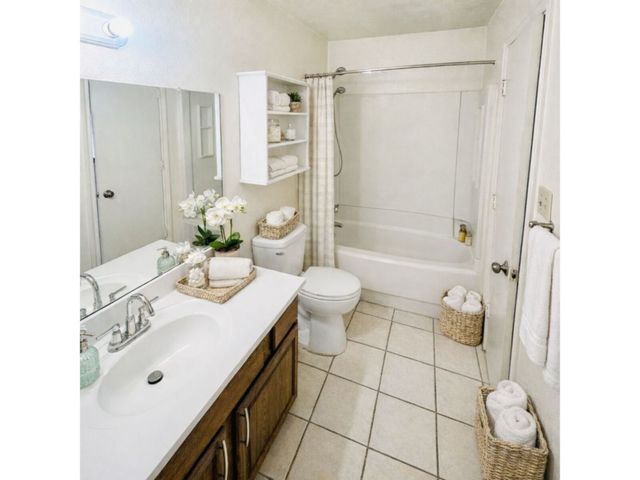 1324 Bluffview Drive C, Seagoville, TX 75159