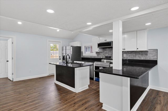 1246 Rawlings Street, Washington Court House, OH 43160