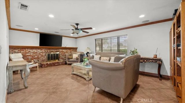4465 Elm, Chino, CA 91710