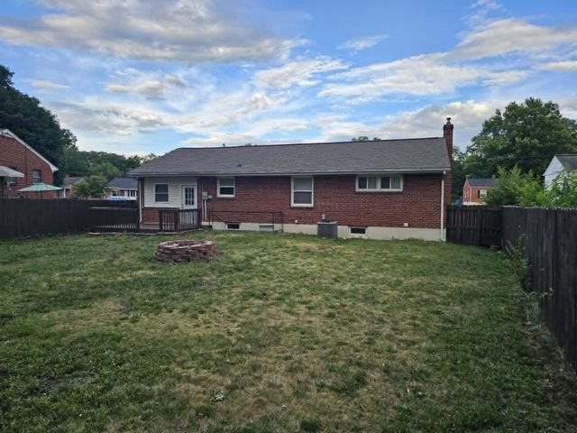 2702 NW Avalon AVE NW, Roanoke, VA 24012