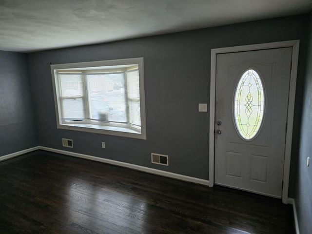 2702 NW Avalon AVE NW, Roanoke, VA 24012